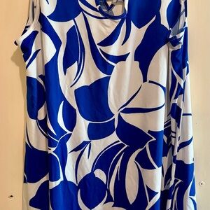 Blue and White Floral Women's Dress NEW WITHOUT TAGS